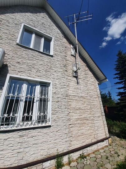 Дом 145 м² на участке 7,6 сот.