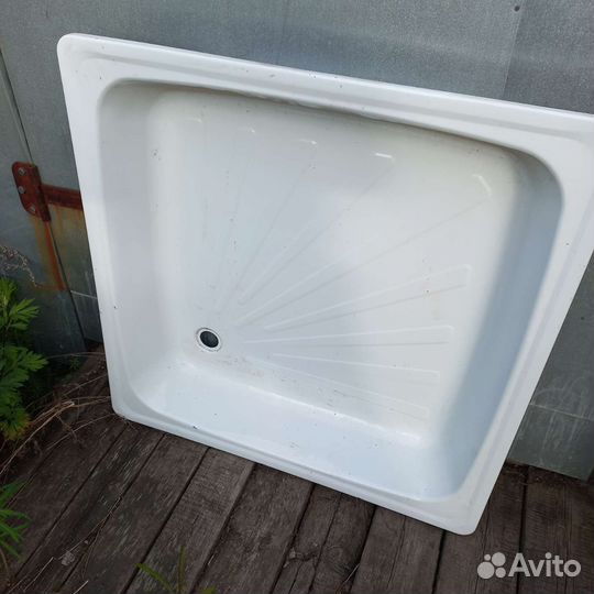Душевой поддон новый