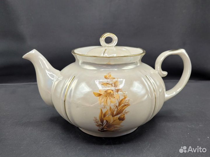 Чайник 850 мл Цветы фарфор Южноуральский аиз