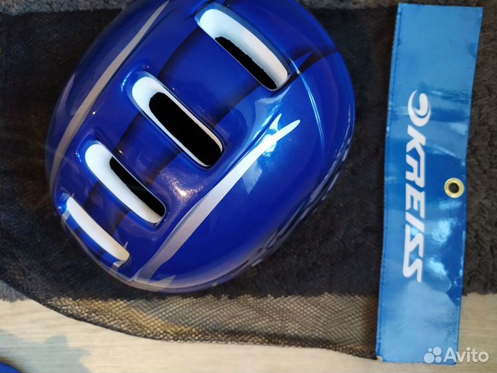 Роликовые коньки с защитой