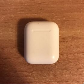 AirPods 1 поколения