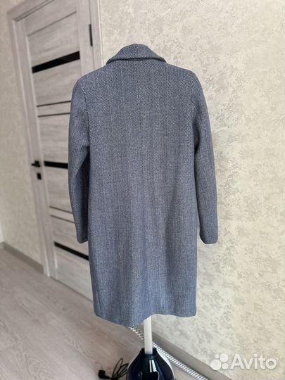 Пальто женское демисезонное 46 размер