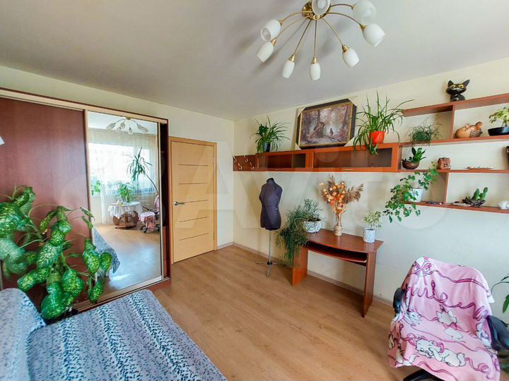 Комната 14 м² в 3-к., 9/9 эт.