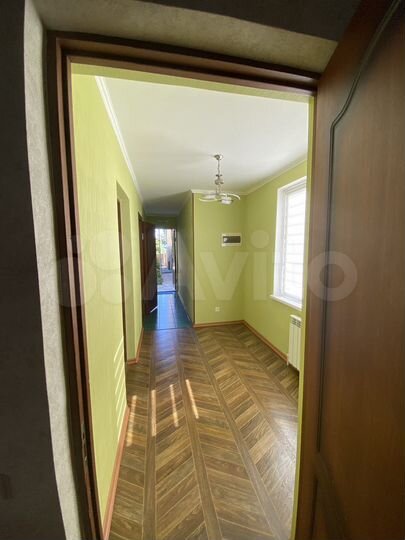 Комната 57 м², 1/2 эт.