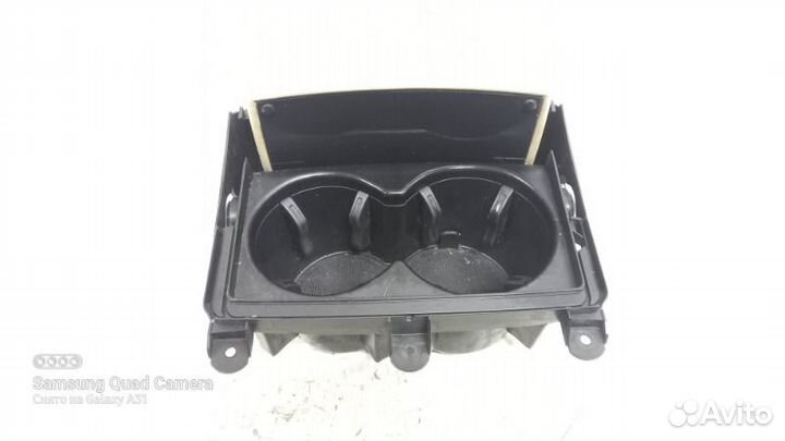 Подстаканник передний Audi A6 7C cdnb 2014