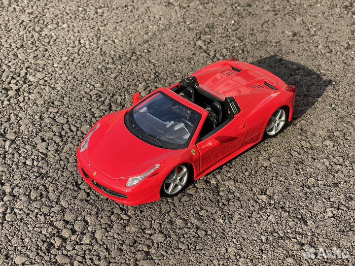 Машинки Bburago 1/24 и 1/26