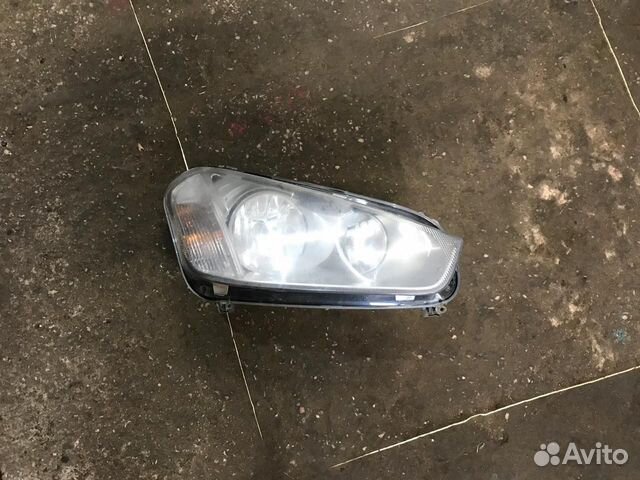 Фара передняя правая Форд С-мах