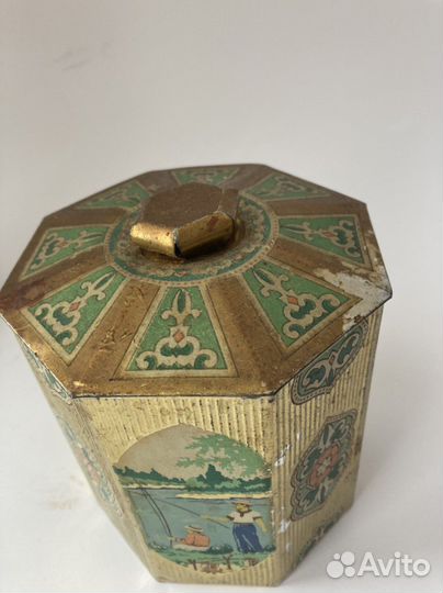 Жестяная банка из под чая