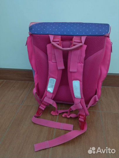 Рюкзак школьный для девочки 1-4 класс