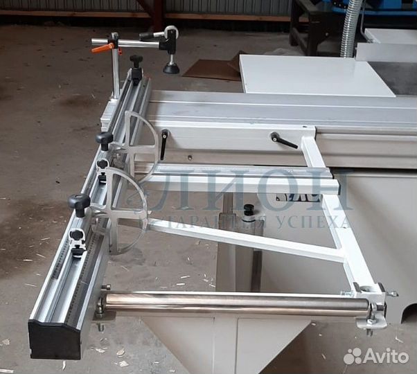 Форматно-раскроечный станок в наличии