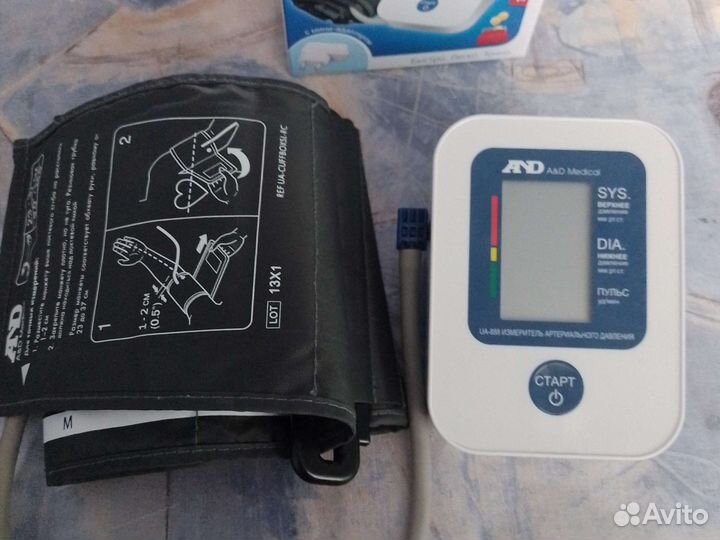Тонометр автоматический с адаптером AND UA-888