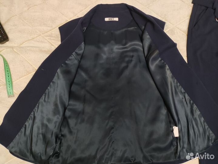 Форма школьная(жилет и брюки)р.146