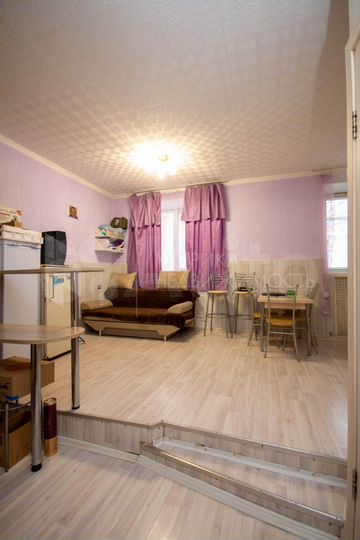 2-к. квартира, 53 м², 1/5 эт.