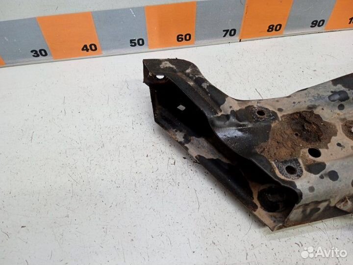 Балка подмоторная Volkswagen Polo 9N1 1.2