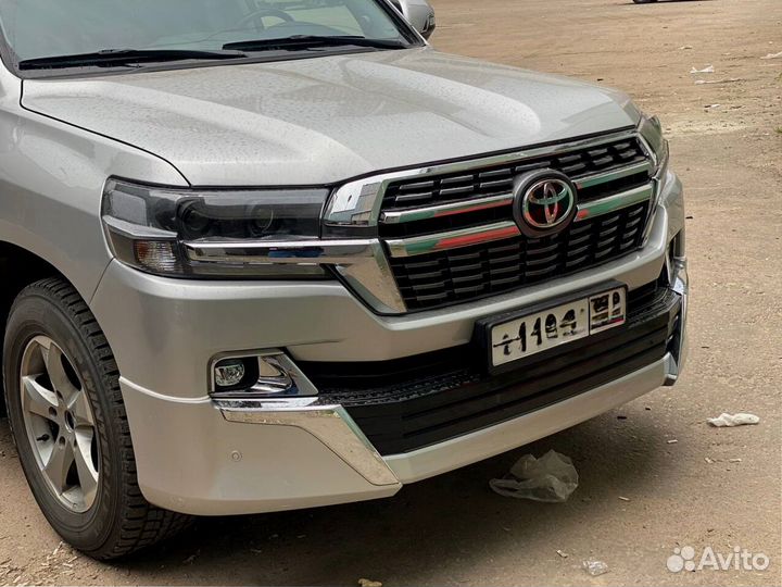 Рестайлинг Toyota Land Cruiser 200