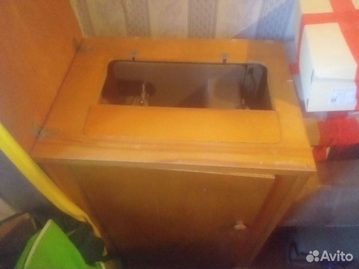 Швейная машинка Подольск ножная