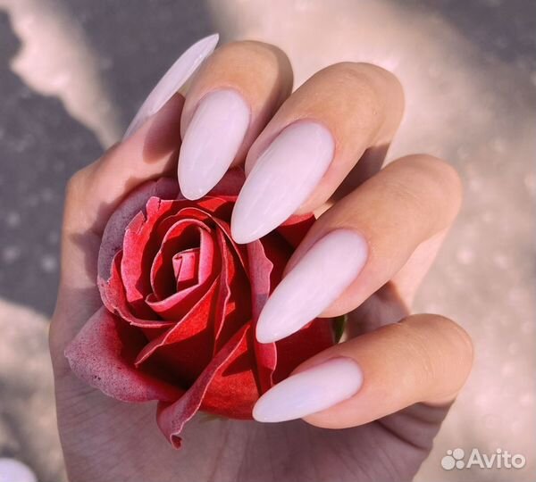 Маникюр и наращивание ногтей