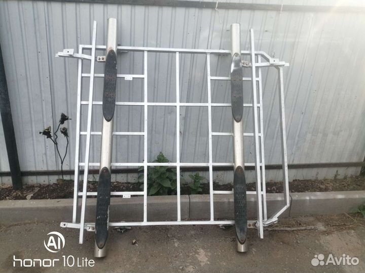 Багажник на крышу