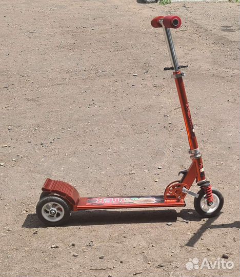 Самокат детский трех колёсный