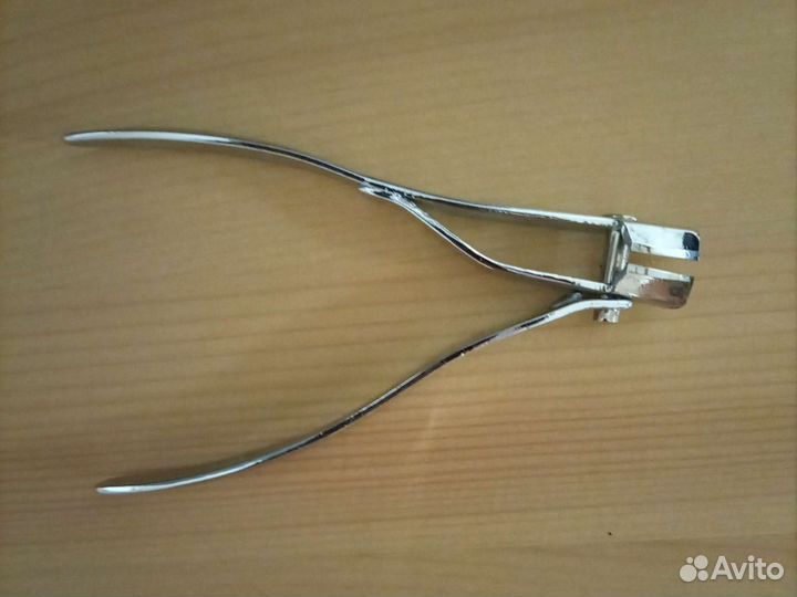 Кусачки для ногтей