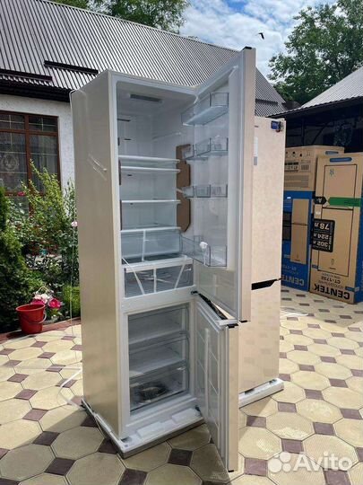 Холодильник бежевый мрамор