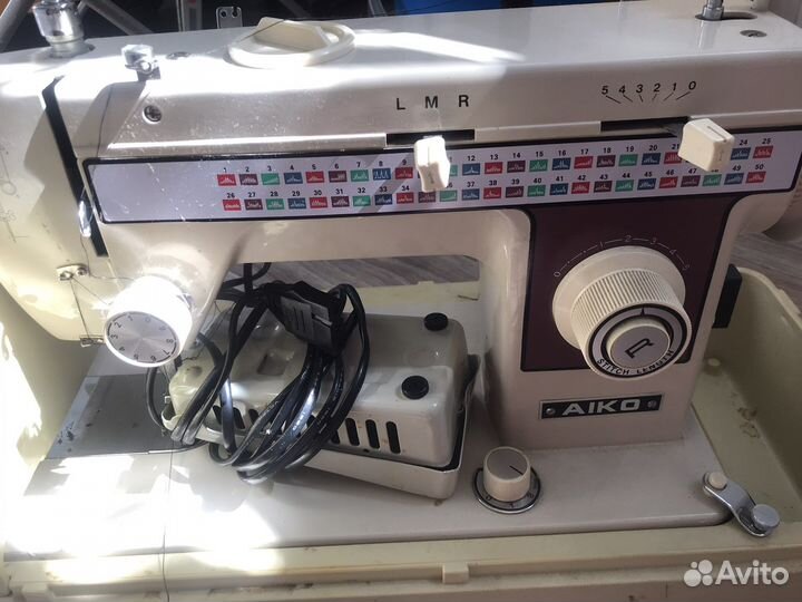 Швейная машина aiko