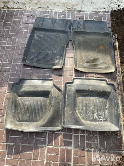 Ковер в багажник волга