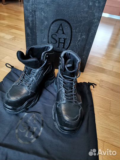 Кроссовки женские 37 размер новые, италия