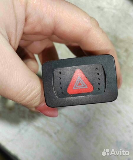 Кнопка аварийной сигнализации renault scenic 1 (1996-1999) 0.0 nn