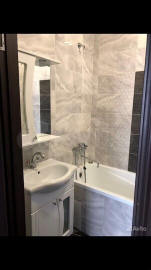 2-к. квартира, 75 м², 6/17 эт.