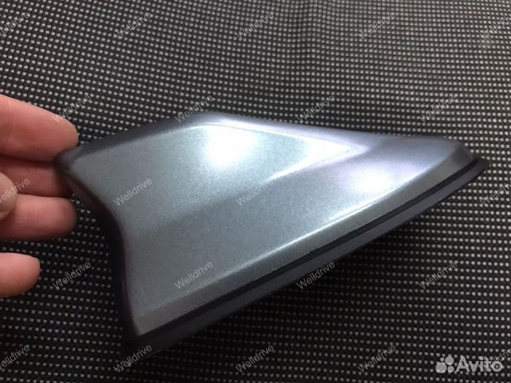 Плавник антенна Camry 40 50 55 серебристый