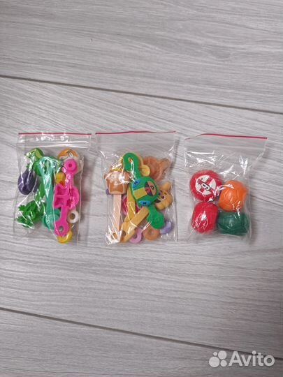 Игрушки из киндера