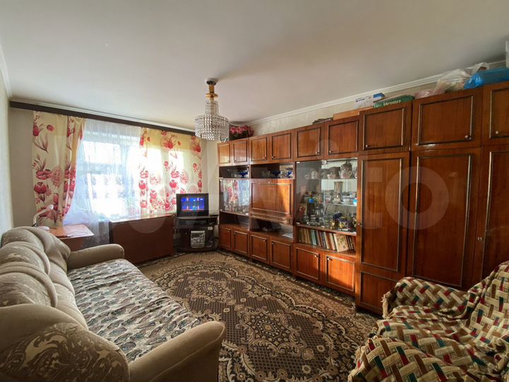 Комната 18 м² в 2-к., 1/9 эт.