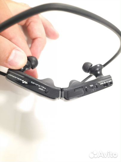 Плеер Sony NWZ-W252 (не включается)