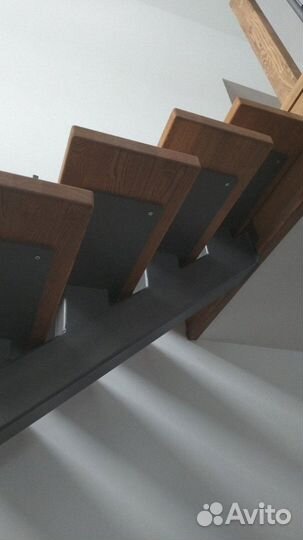 Лестница на второй этаж изготовление и установка