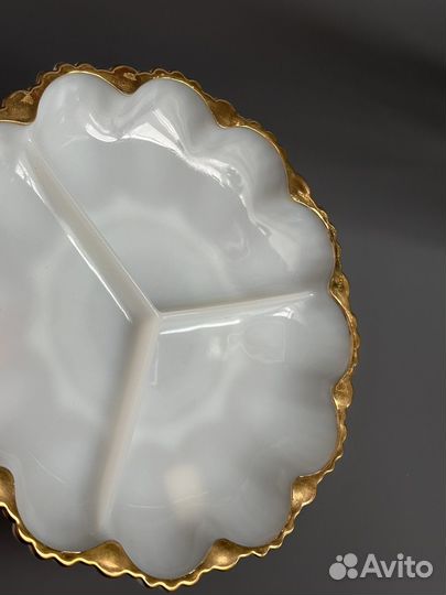 Менажница из молочного стекла франция винтаж