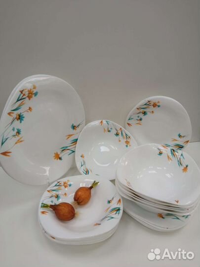 Набор столовой посуды на 6 персон