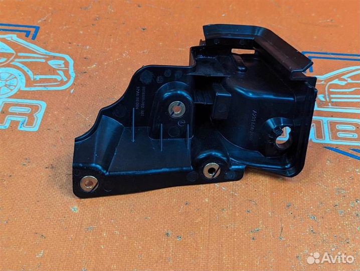 Накладка w231 SL-class 276.825 2020