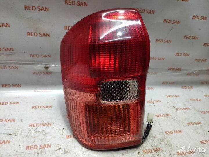 Стоп-сигнал левый Toyota Rav 4 ACA21R 1azfe 2002