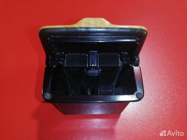 Пепельница задняя левая Toyota Camry ACV40 2AZ-FE