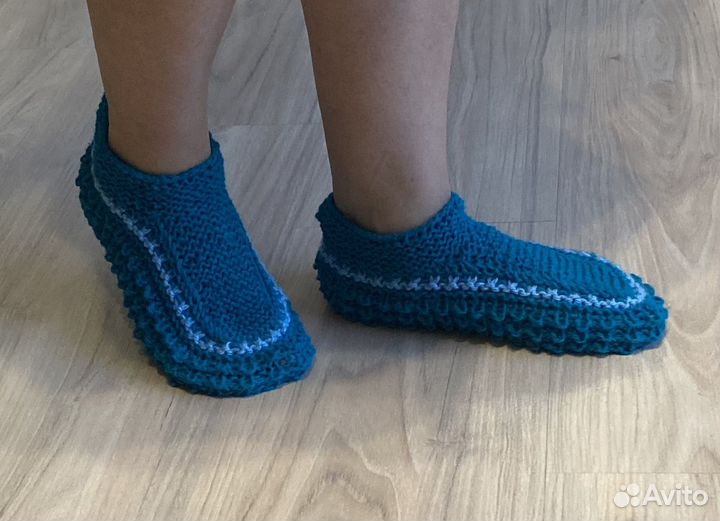 Продам вязанные носочки, пинетки