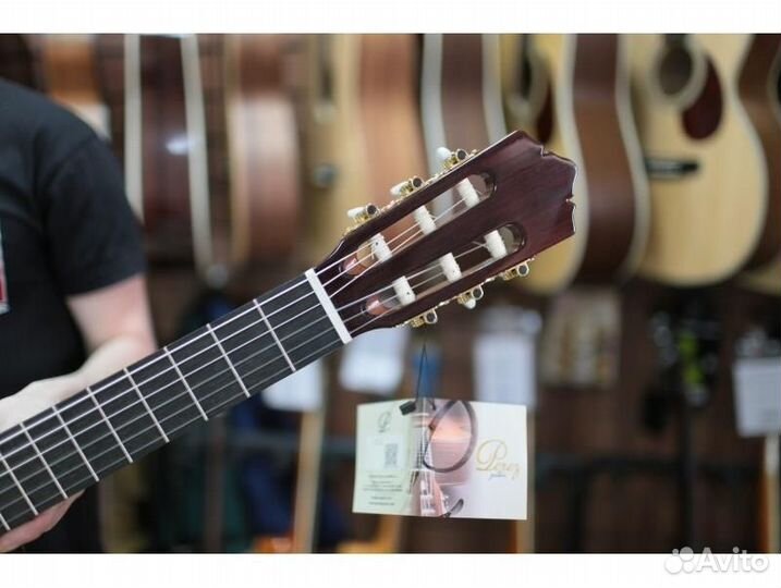 Perez 640 Cedar классическая гитара