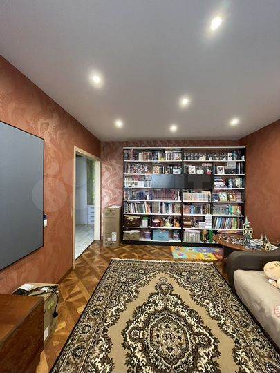 3-к. квартира, 64 м², 10/10 эт.