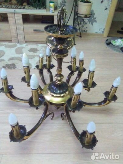 Люстра подвесная потолочная