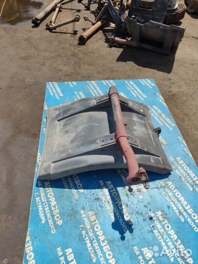 Подкрылок. Iveco Eurotrakker 2005