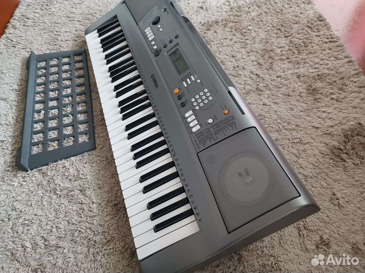 Синтезатор yamaha psr-r300