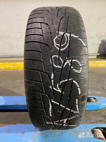 Kumho I'Zen KW31 235/55 R18 104R