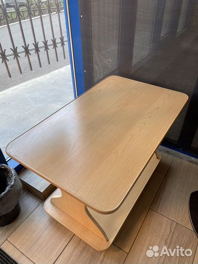 Журнальный стол