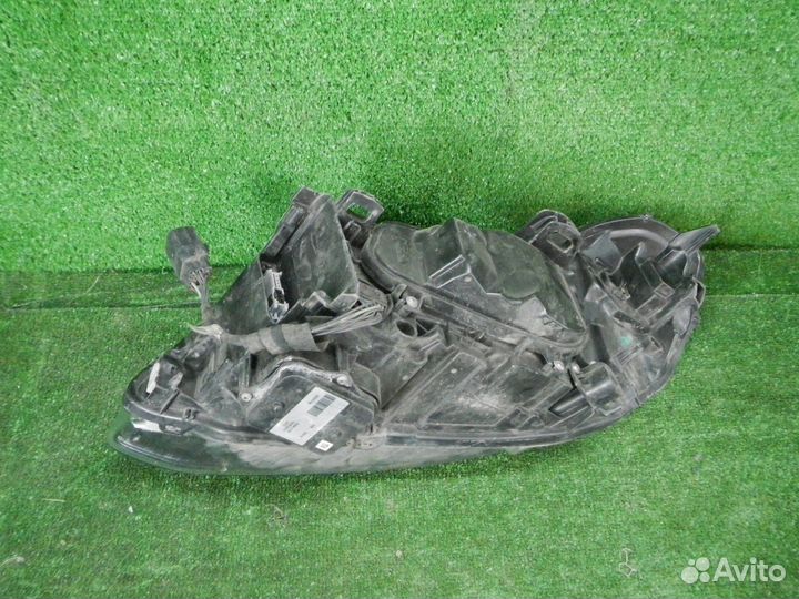 Фара правая Volvo XC60