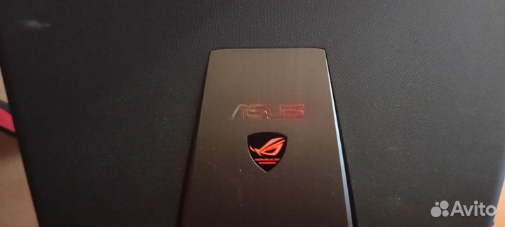 Ноутбук asus